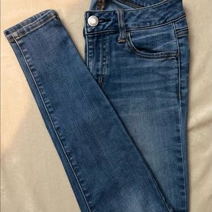 American Eagle Blue Super Stretch Jeggings.